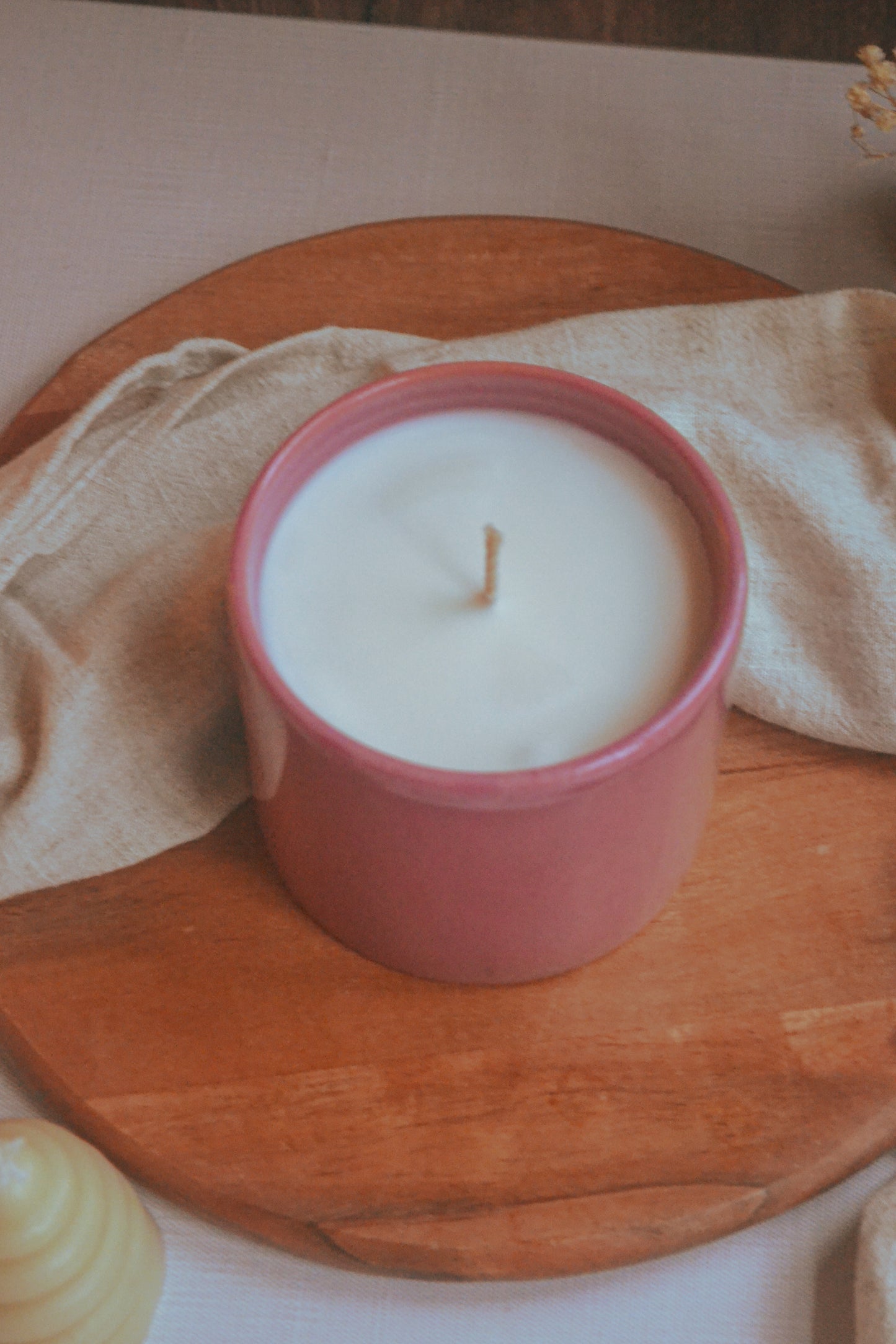 Honey – 10oz Ceramic Jar Candle