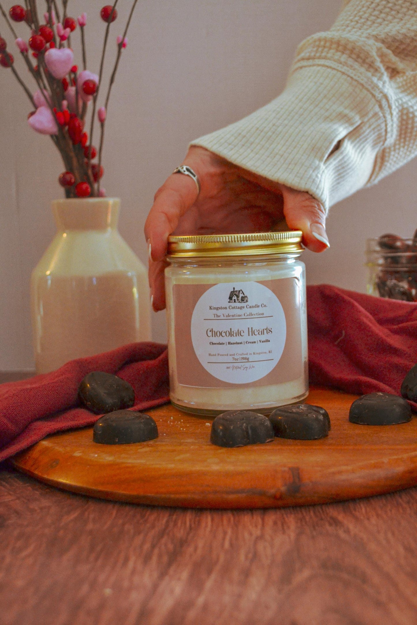 Chocolate Hearts Candle - Handmade Scented Soy Candle, Gift For Friend Mom, Co-Worker, wife, Valentine’s Day, romantic, chocolate, nontoxic